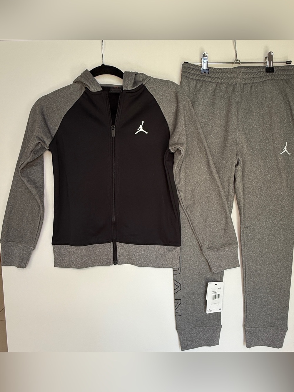 🖤 Jordan Black & Gray 2-Piece Tracksuit — NWT